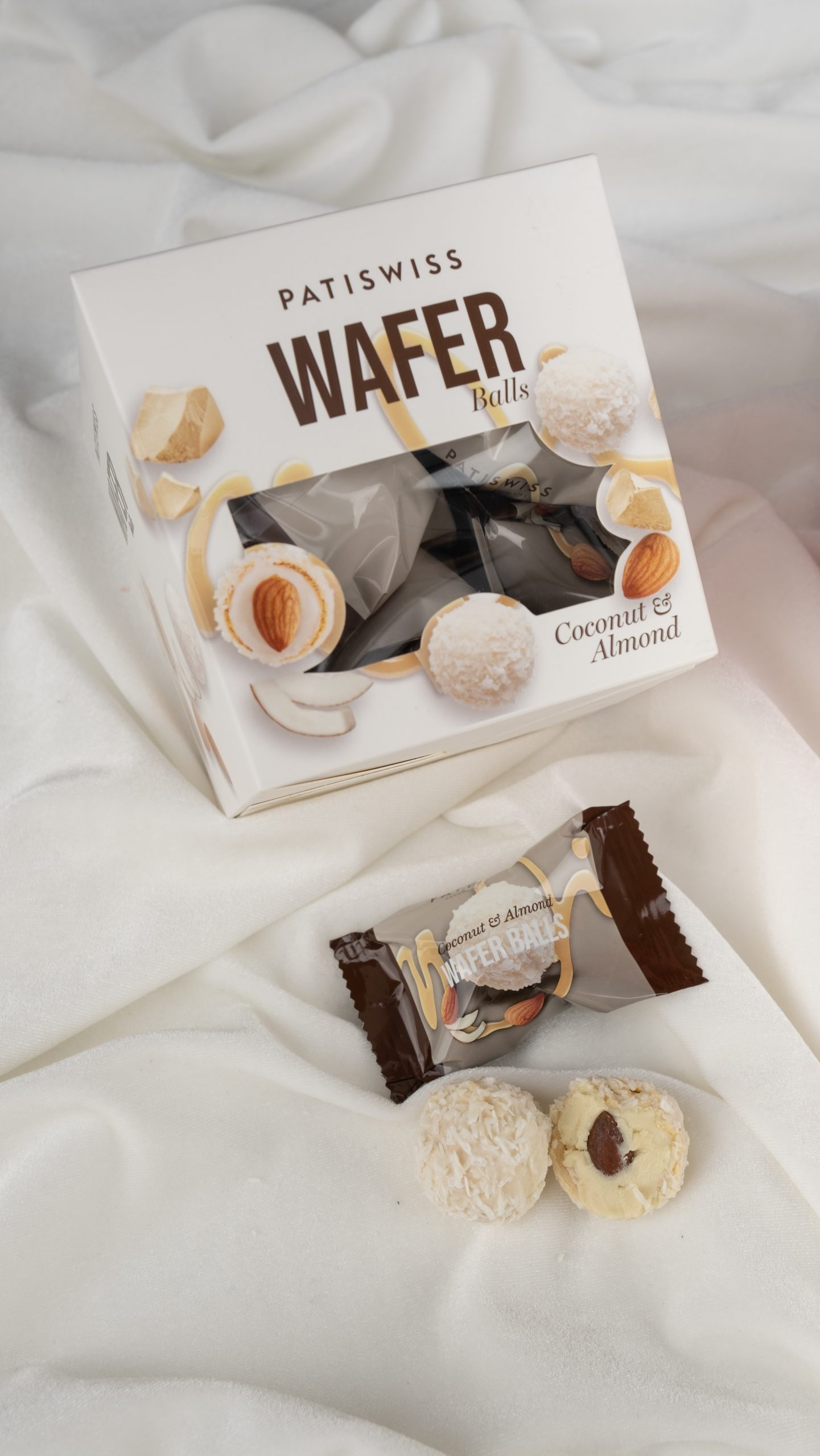 WAFER cu fulgi de cocos și alune